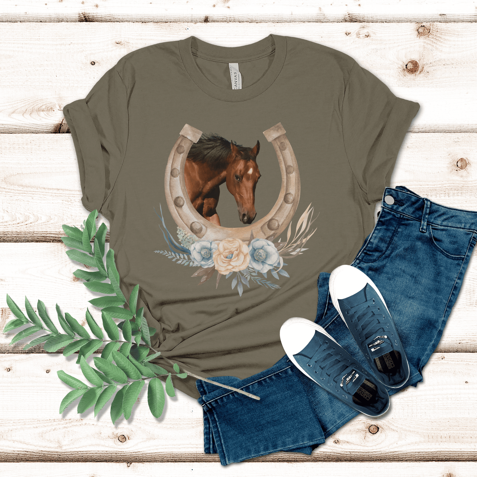 Show your passion for horses with this stylish and chic bay horse t-shirt. Featuring a cute print of a bay horse with a horseshoe and flowers, this is the perfect way to stand out from the crowd. Soft and comfortable, it's an ideal gift for the horse lover 