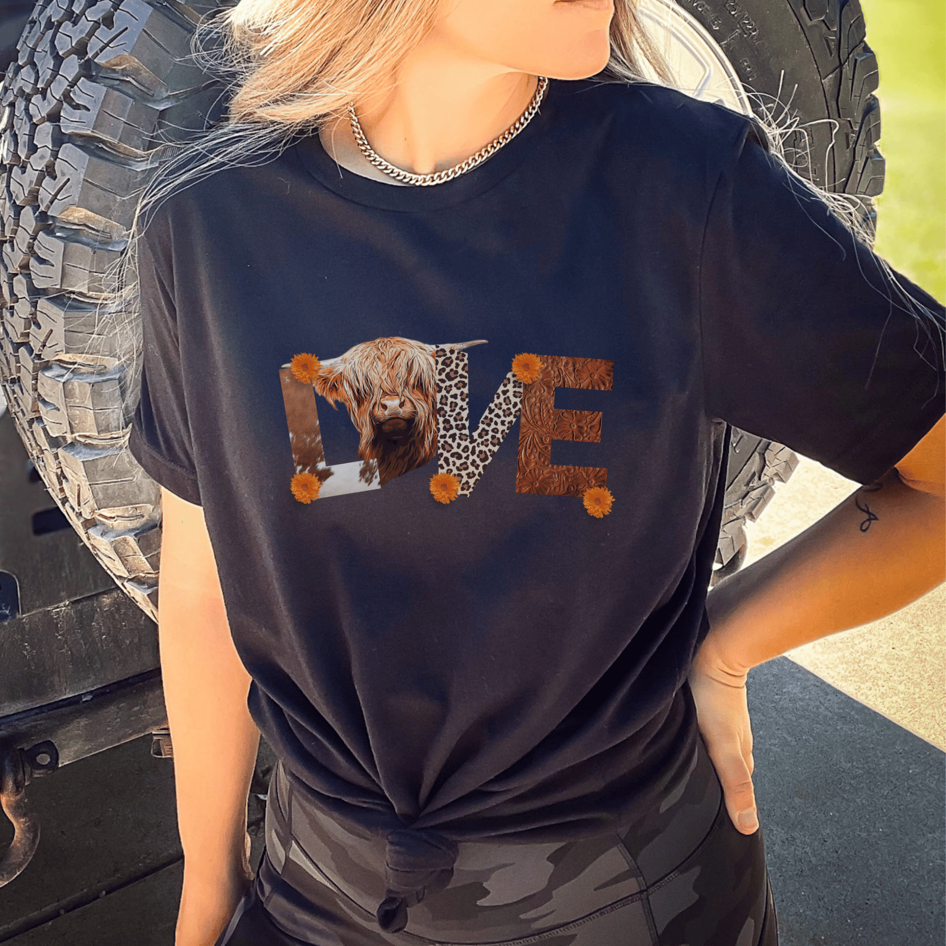 Cute Highland cow lover t-shirt is the perfect gift for that country loving, cow lover in your life.